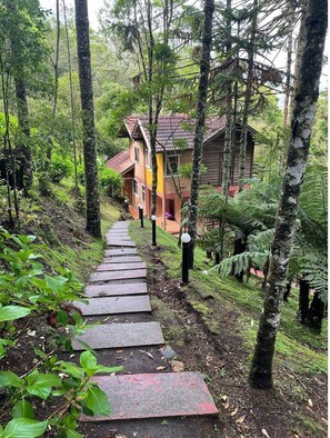 木屋 (Azaléia) | 住宿场地