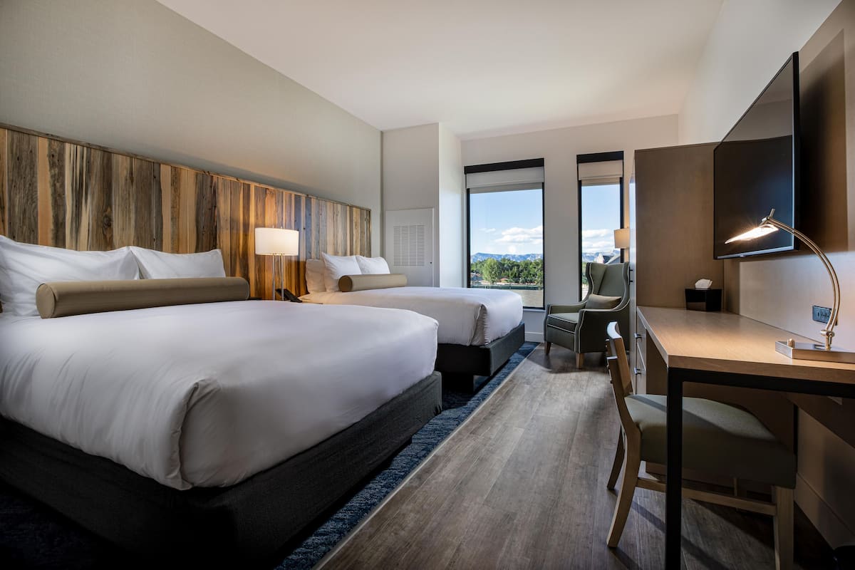 1 bedroom, premium bedding, pillow-top beds, iron/ironing board