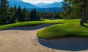Golf - Headwaters Lodge at Eagle Ranch Resort (Invermere)