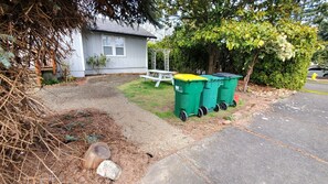 Property grounds - 2 bedroom / 1 bath entire house across from the food trucks of the Aloha mall!  (Beaverton)