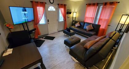 2 bedroom / 1 bath entire house across from the food trucks of the Aloha mall!