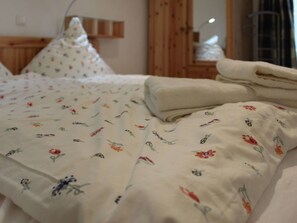 2 soverom, reiseseng for barn og wi-fi (inkludert)