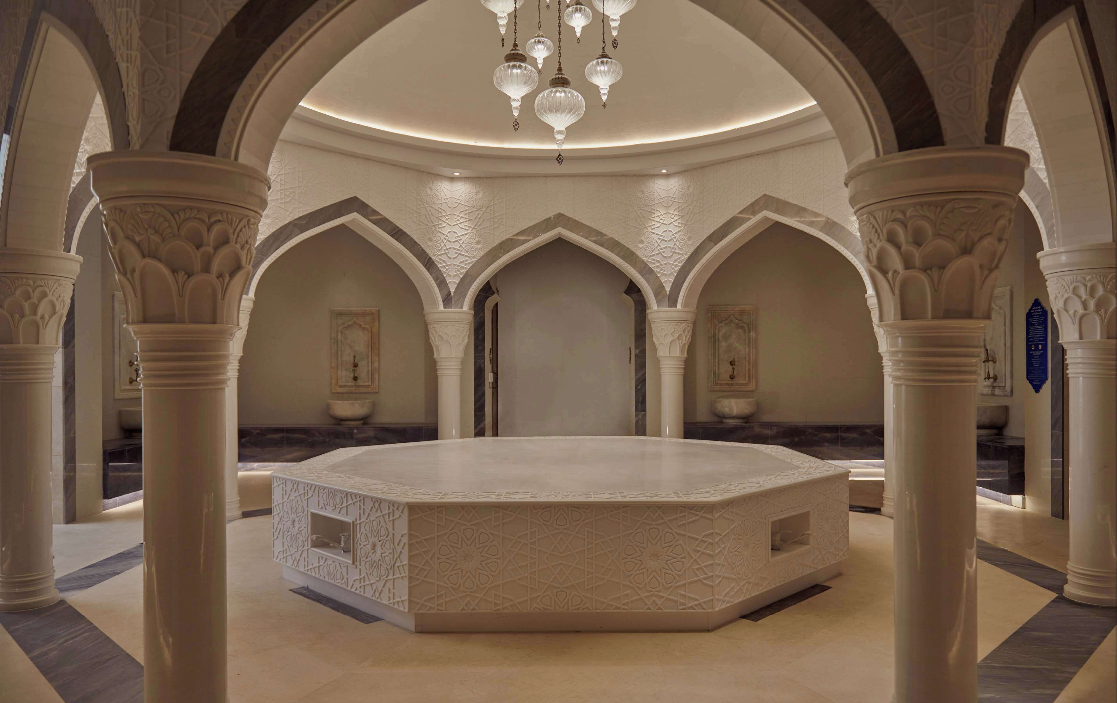 sauna, steam room, hydrotherapy, aromatherapy, body wraps, body scrubs