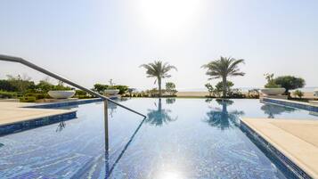 Royal Villa, 1 King Bed, With Waterpark Access