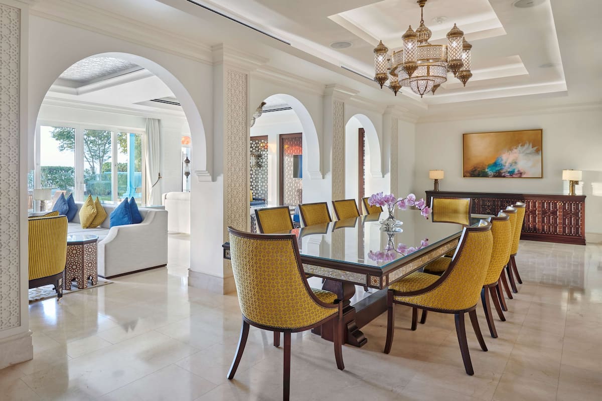 Royal Villa, 1 King Bed, With Waterpark Access | Area soggiorno | TV a schermo piatto