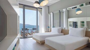 Camera Premium, 2 letti singoli, balcone | Biancheria da letto di alta qualità, copriletto in piuma, minibar