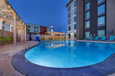 Home2 Suites by Hilton Laredo Airport