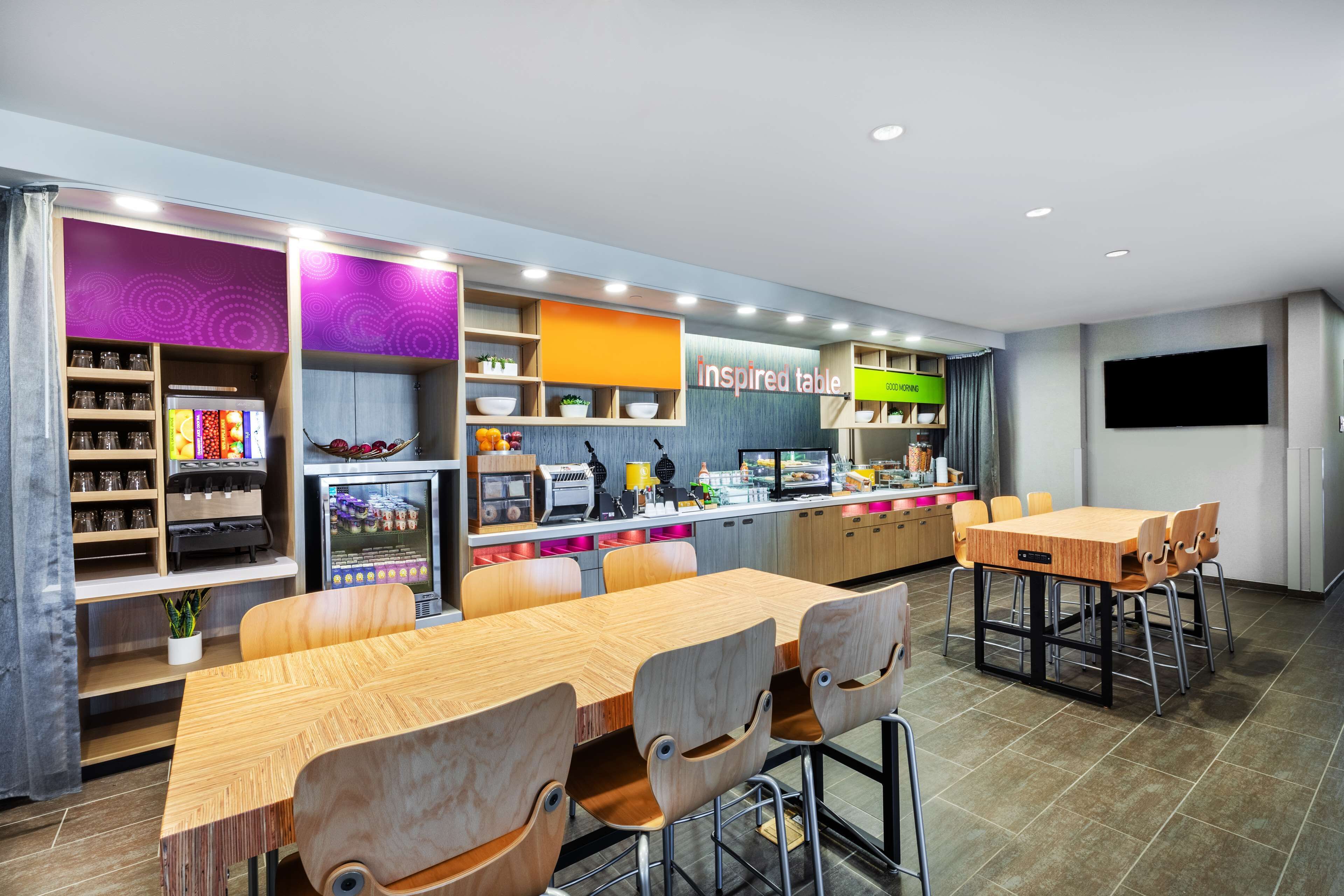 free daily on-the-go breakfast