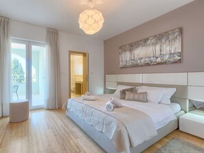5 slaapkamers, reisbedje, gratis wifi