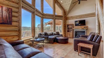 Smart-TV, peis, videospill og DVD-spiller