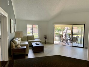 Smart TV, tenis de mesa y libros 