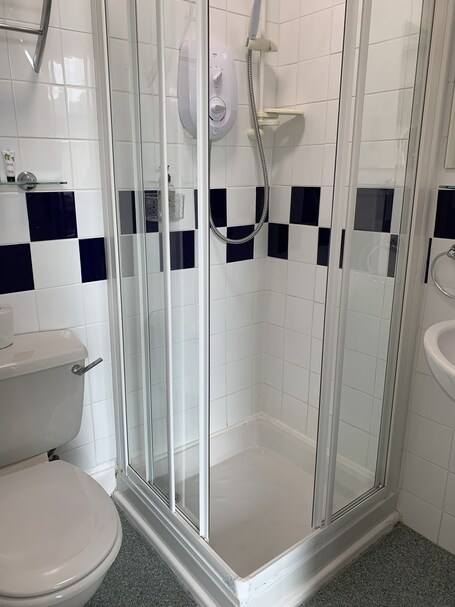 The Capri Guesthouse - Image 47