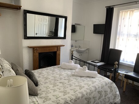 The Capri Guesthouse - Image 58