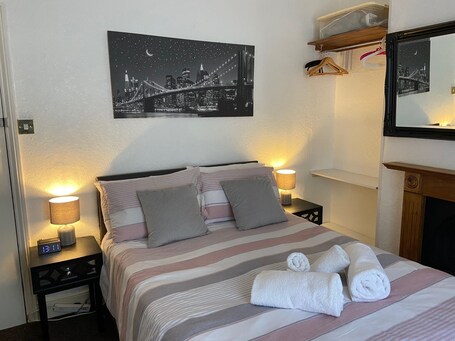 The Capri Guesthouse - Image 34