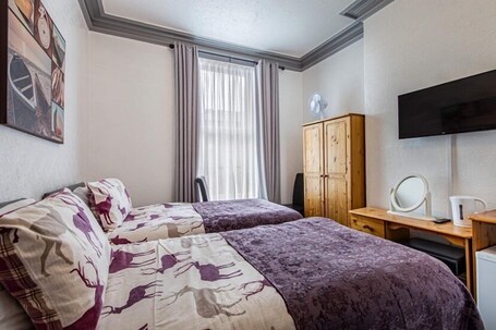 The Capri Guesthouse - Image 63