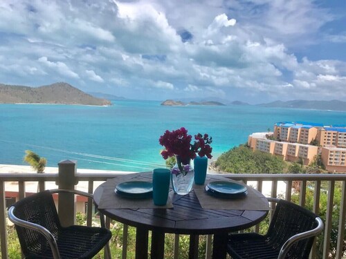 Booking Specials!  Beautiful 1BR/1BA -sleeps 4!