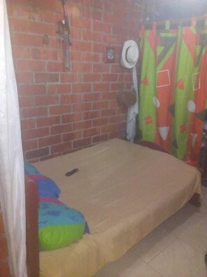 Basic Room - Casa Wilber (Cali)