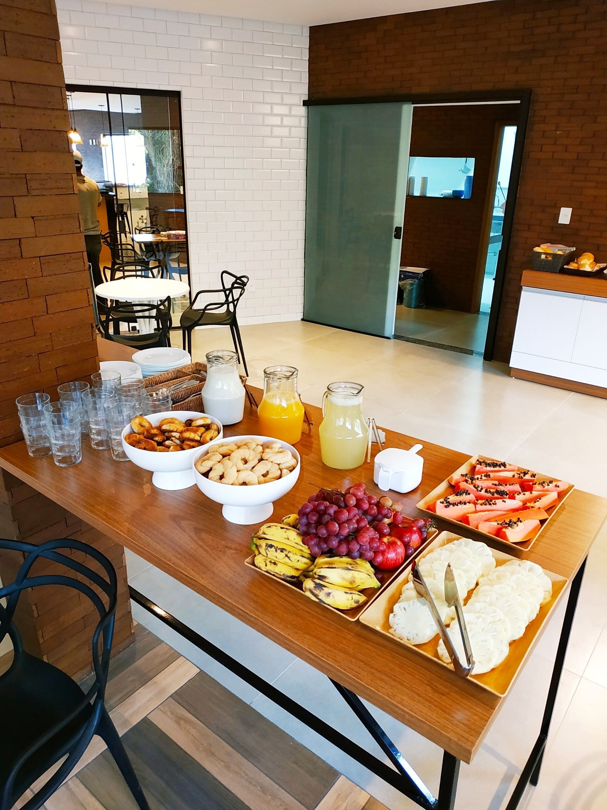 Free daily full breakfast