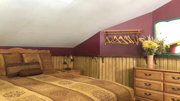 Iron/ironing board, travel crib, free WiFi, bed sheets