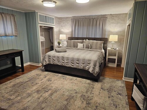 Wonderful Home in Central Sioux Falls