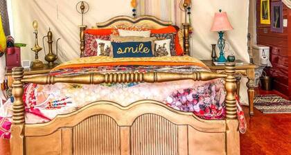 Arabian nights Luxury suite, Glamping tent
