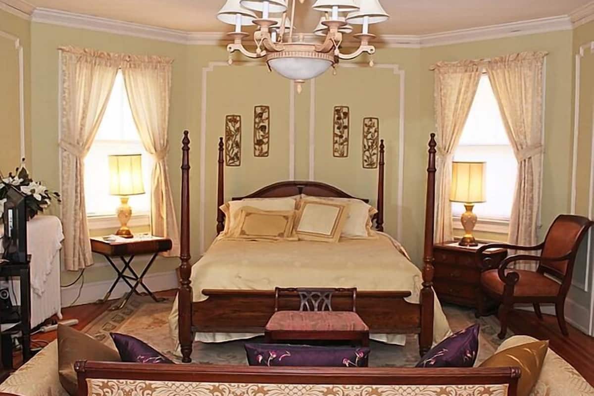 Kamar Double Deluks, 1 kamar tidur, kamar mandi pribadi, pemandangan kebun | Setrika/meja setrika, Wi-Fi gratis, dan seprai linen