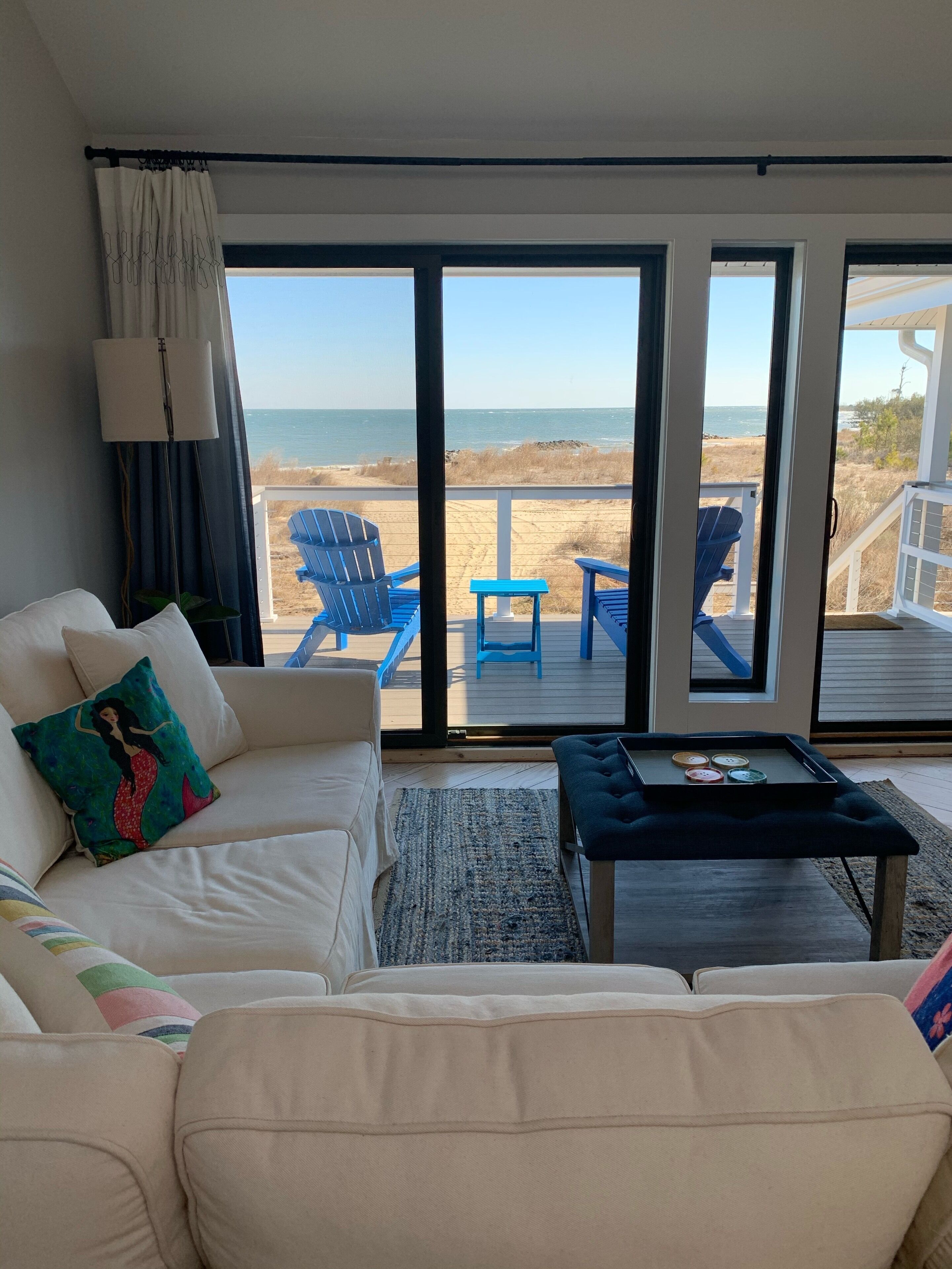 Beachfront Home on Chesapeake Bay - Gwynn’s Island