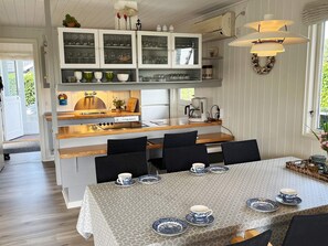House | Private kitchen | Highchair