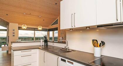 Vibrant Holiday Home in Jutland near Sea