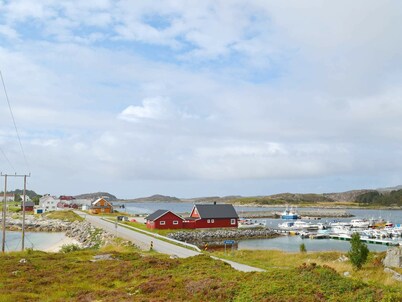 7 Person Holiday Home in Abelvær
