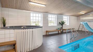 House | Spa treatment