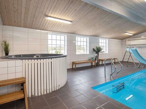 House | Spa treatment