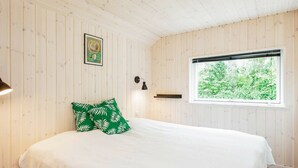 4 Schlafzimmer, Babybetten