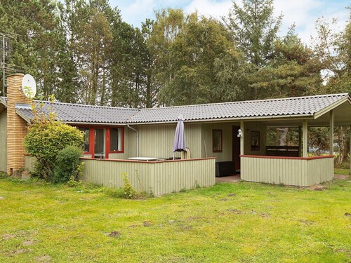 6 Person Holiday Home in Rodby