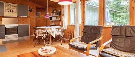 Huis | Privékeuken | Een kinderstoel