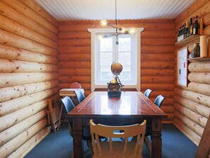 House | Dining