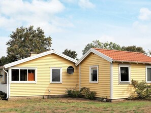 Exterior - 4 Person Holiday Home in Falkenberg (Falkenberg)