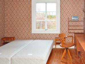 2 bedrooms
