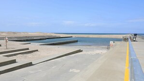 ชายหาด
