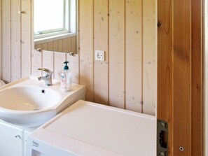 House | Bathroom
