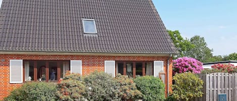 House | Exterior