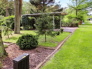 House | Property grounds