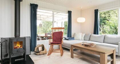 6 Person Holiday Home in Thyholm