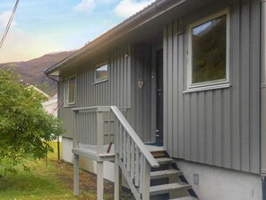 House | Exterior detail