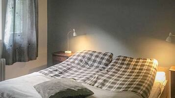 House | 4 bedrooms, individually furnished