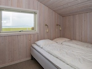 3 bedrooms
