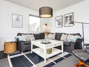 House | Living area - 6 Person Holiday Home in Hejls (Hejls)
