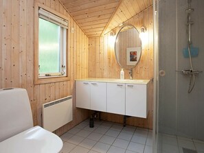 Bathroom - Heritage Holiday Home in Zealand With Terrace (Nykobing Sjaelland)