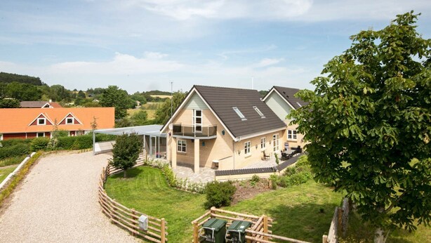Exterior - Cozy Holiday Home in Ebeltoft near Beach (Ebeltoft)