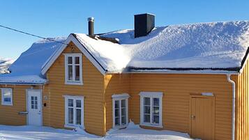 House | Exterior